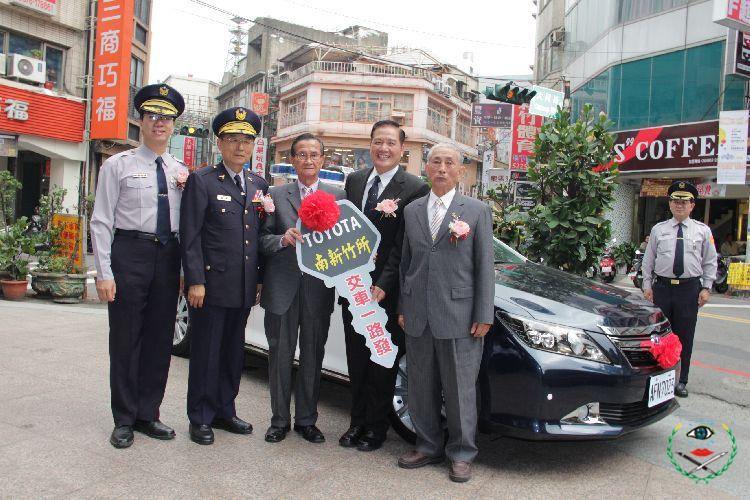 新竹市東寧宮捐贈巡邏車一輛予新竹市警察局...