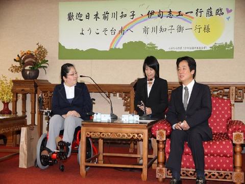 日本身障人士前川知子感恩來訪台南市長賴清德...